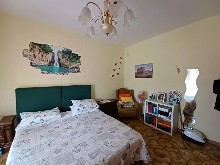 Immagine 18 di Terratetto in vendita  a Capraia E Limite