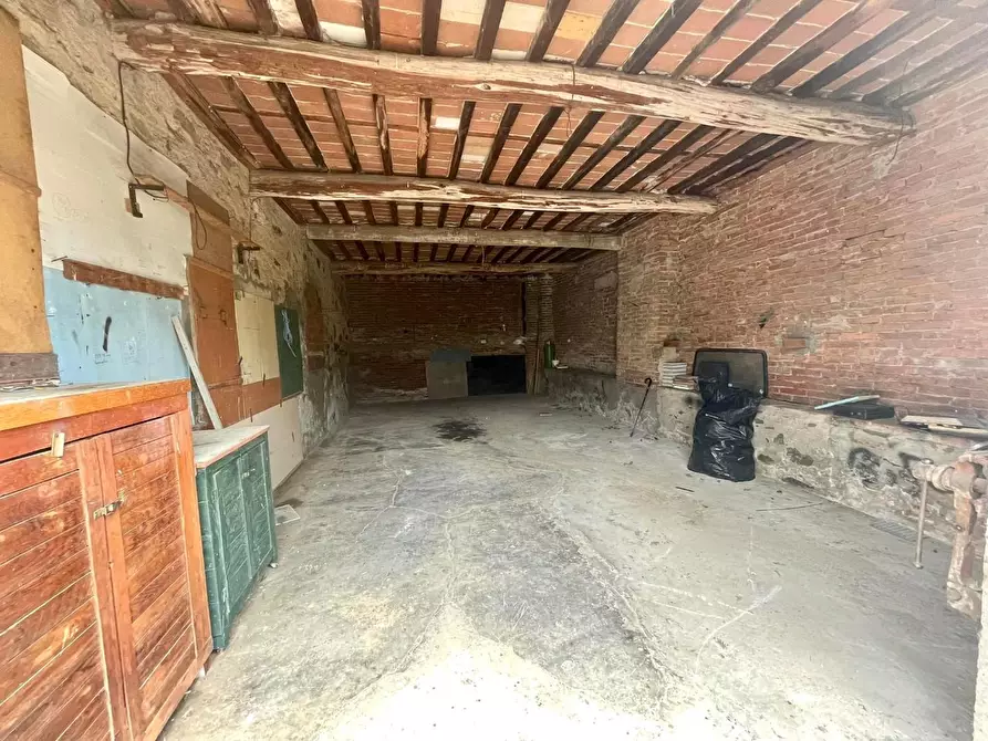 Immagine 20 di Villa in vendita  a Porcari