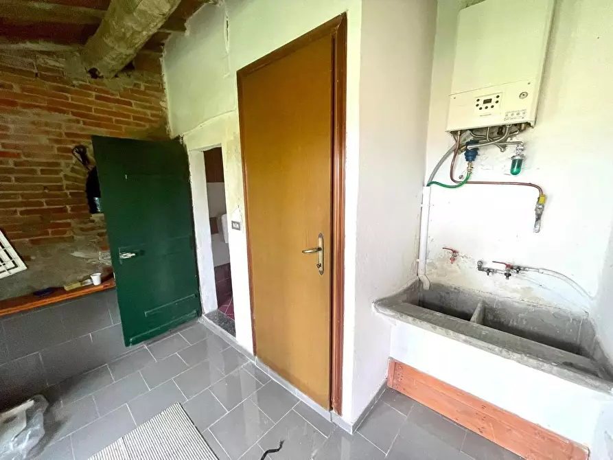 Immagine 23 di Villa in vendita  a Porcari