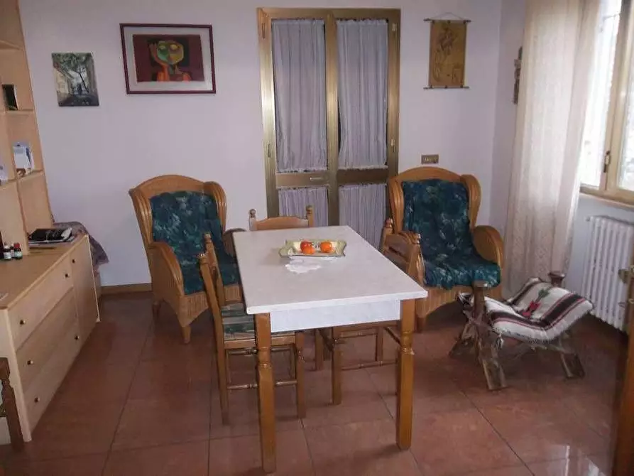 Immagine 4 di Appartamento in vendita  a Cascina