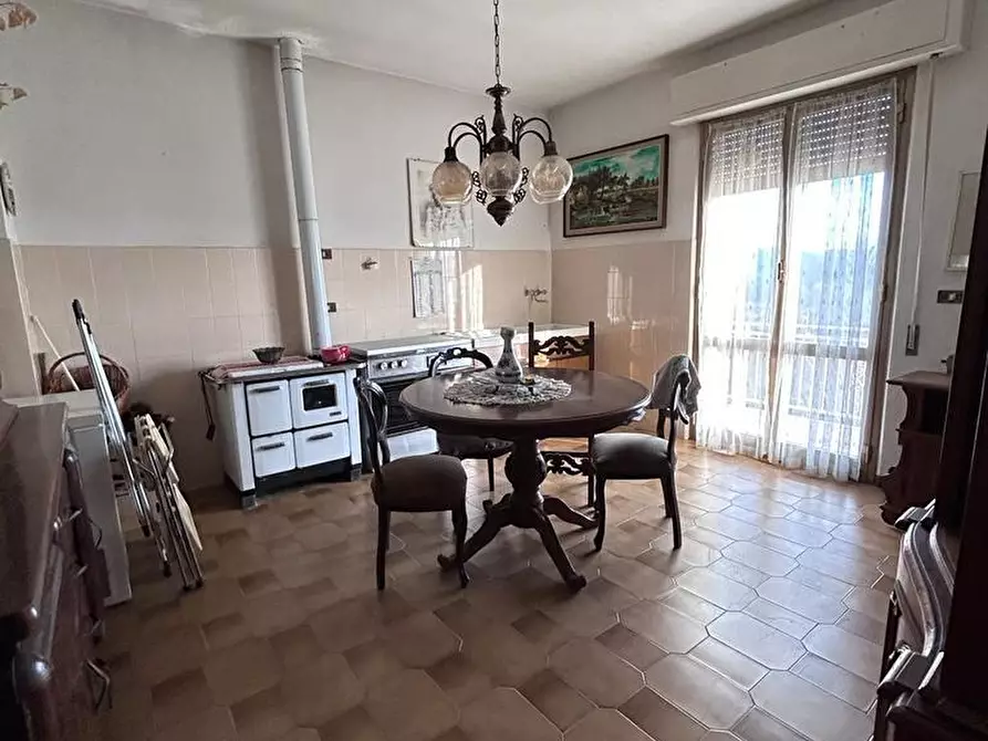 Immagine 26 di Villa in vendita  a Podenzana