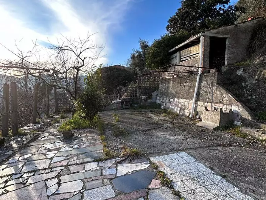 Immagine 37 di Villa in vendita  a Podenzana