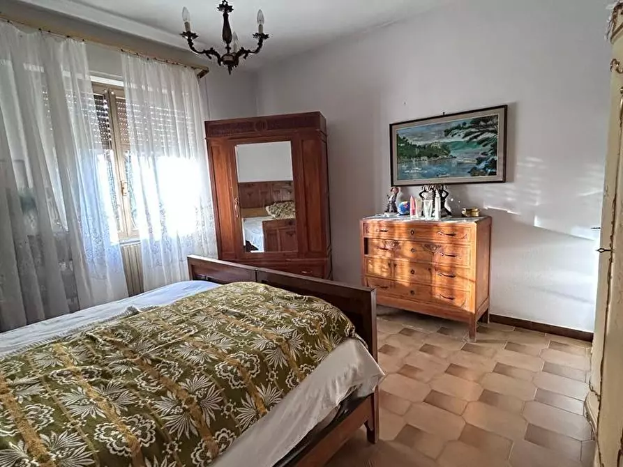 Immagine 23 di Villa in vendita  a Podenzana