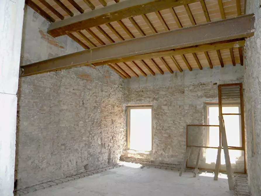 Immagine 12 di Terratetto in vendita  a Pisa