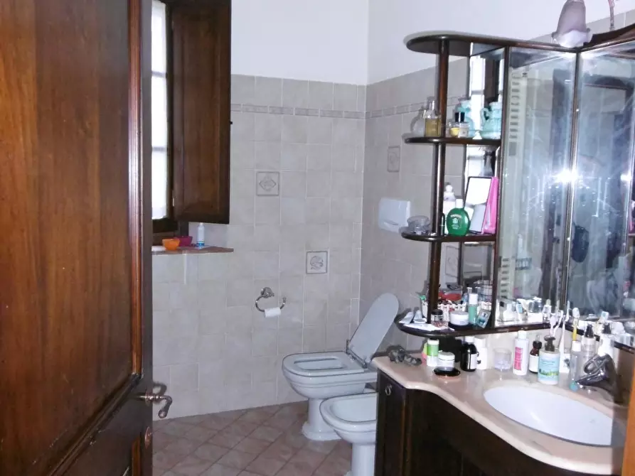 Immagine 16 di Villa in vendita  a Cerreto Guidi