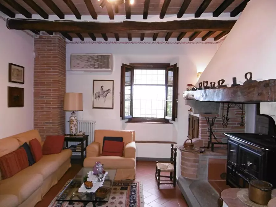 Immagine 8 di Villa in vendita  a Cerreto Guidi