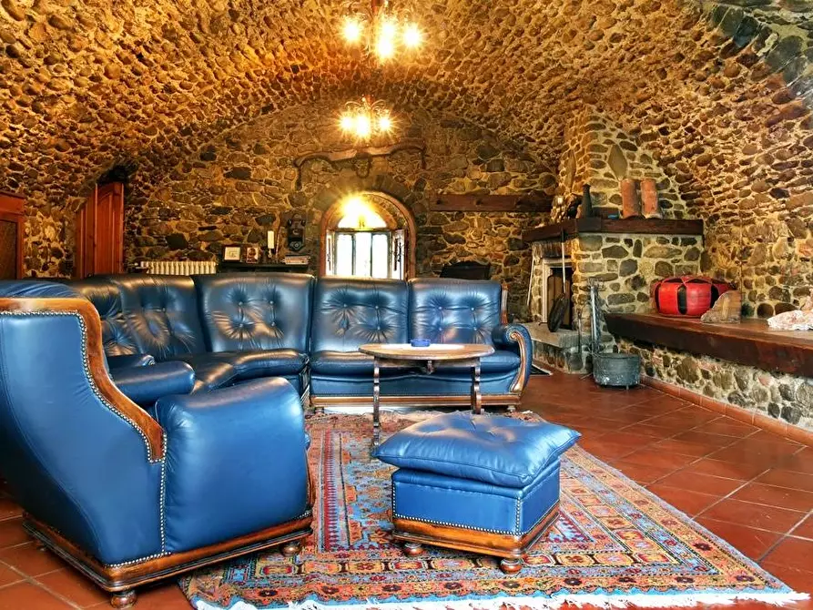 Immagine 48 di Villa in vendita  a Villafranca In Lunigiana