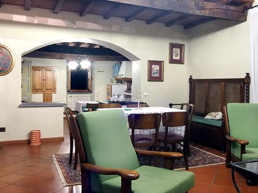 Immagine 18 di Villa in vendita  a Villafranca In Lunigiana