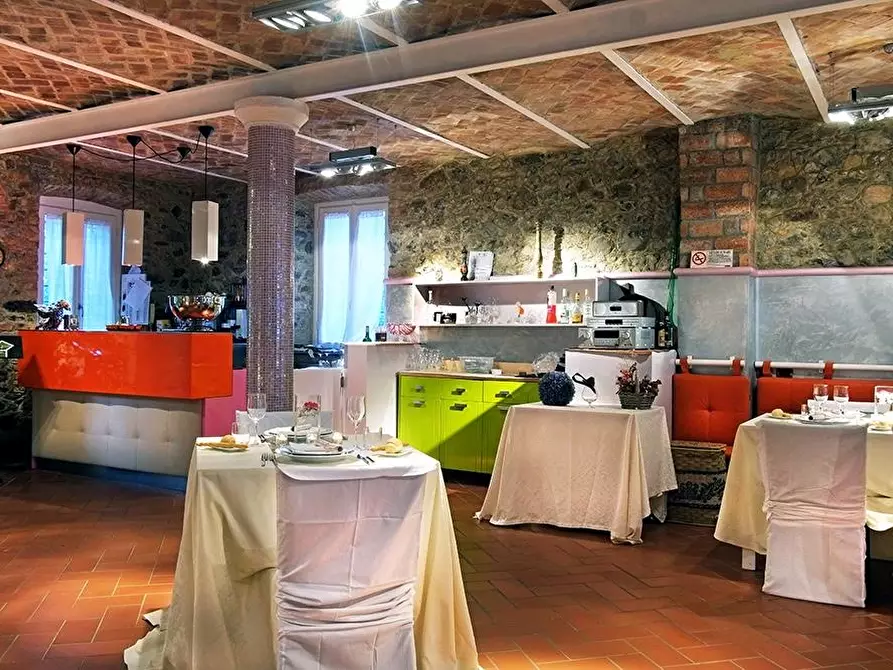 Immagine 40 di Villa in vendita  a Villafranca In Lunigiana