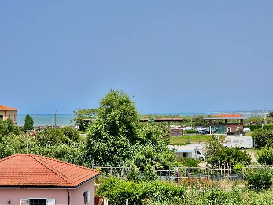 Immagine 10 di Appartamento in vendita  a Pisa