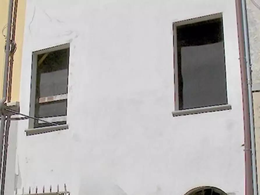 Immagine 2 di Terratetto in vendita  a Pisa