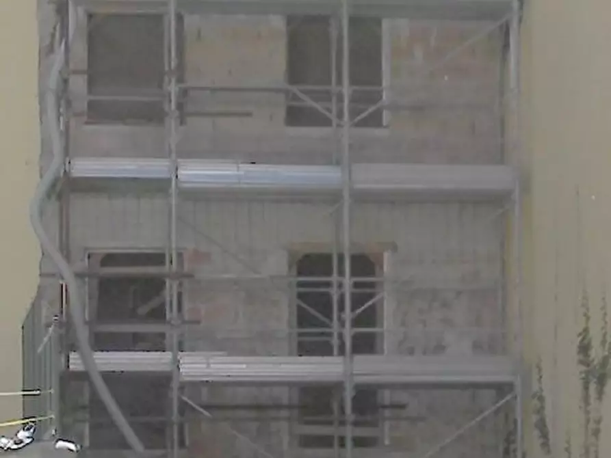 Immagine 11 di Terratetto in vendita  a Pisa