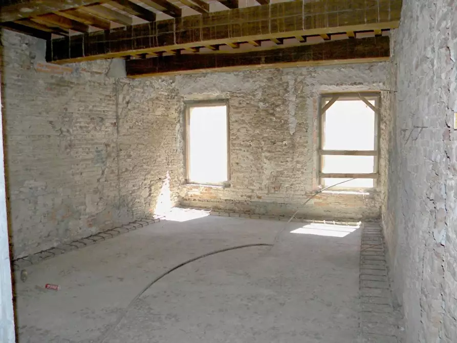 Immagine 19 di Terratetto in vendita  a Pisa