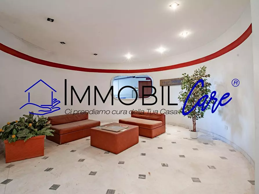 Immagine 2 di Appartamento in vendita  a Livorno