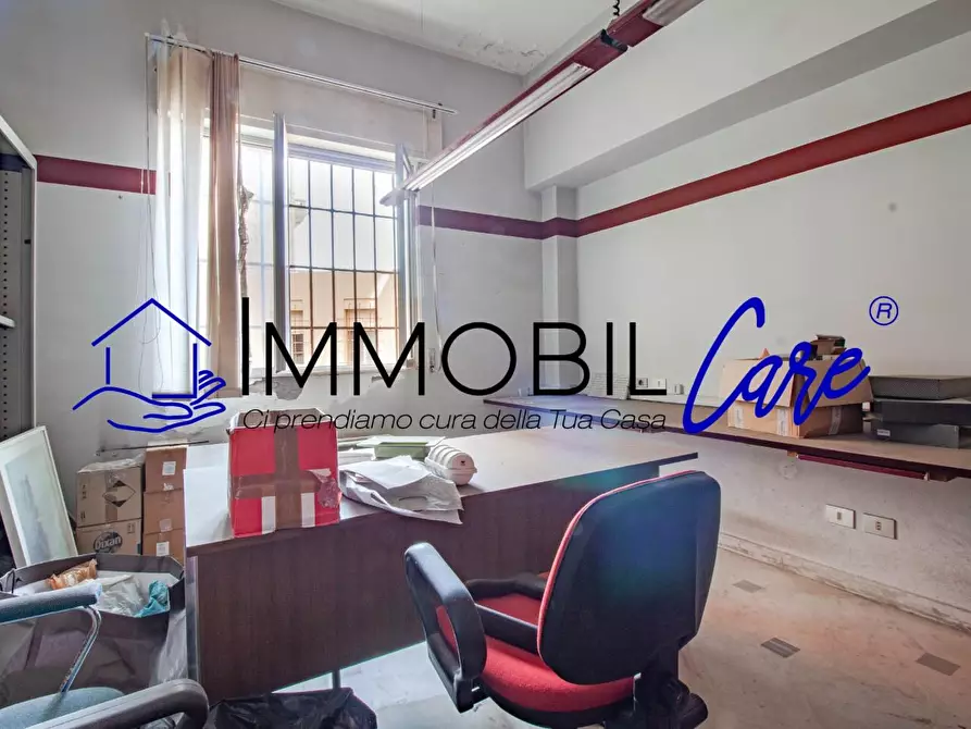 Immagine 12 di Appartamento in vendita  a Livorno