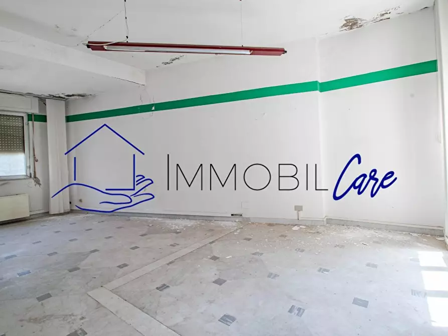 Immagine 9 di Appartamento in vendita  a Livorno