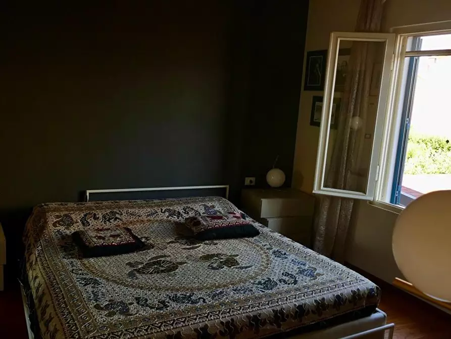 Immagine 7 di Villa in vendita  a Cascina