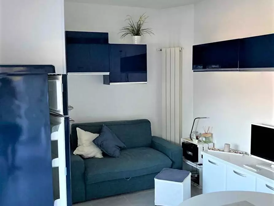 Immagine 4 di Appartamento in affitto  a Massa