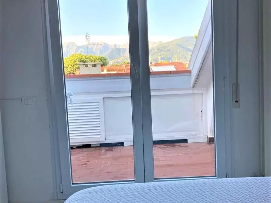 Immagine 8 di Appartamento in affitto  a Massa