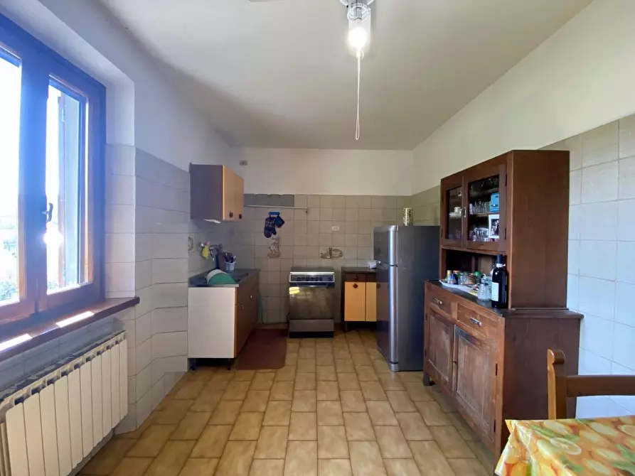 Immagine 5 di Rustico / casale in vendita  a Massarosa