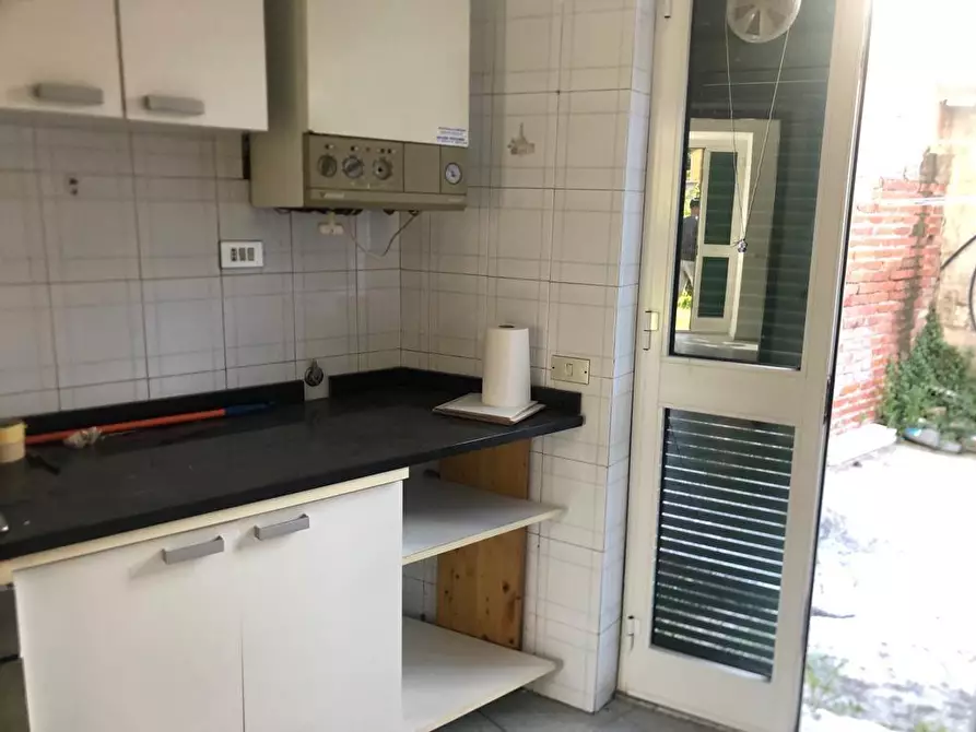 Immagine 3 di Appartamento in vendita  a Carrara