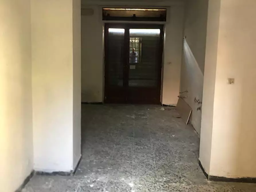 Immagine 10 di Appartamento in vendita  a Carrara