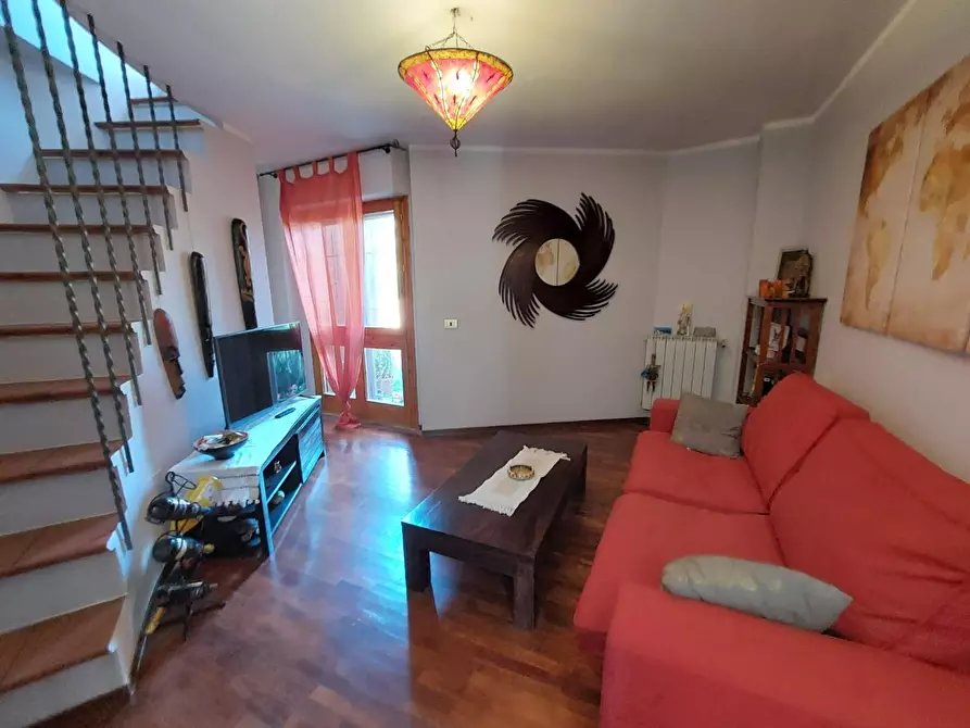 Immagine 18 di Appartamento in vendita  a Cascina