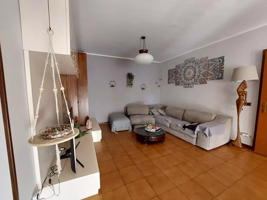 Immagine 3 di Appartamento in vendita  a Cascina