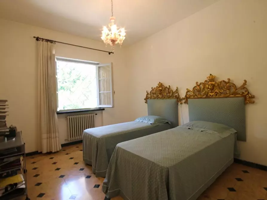 Immagine 25 di Villa in vendita  a Camaiore