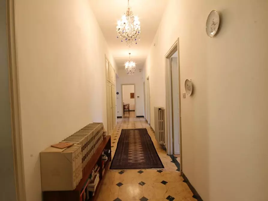 Immagine 24 di Villa in vendita  a Camaiore