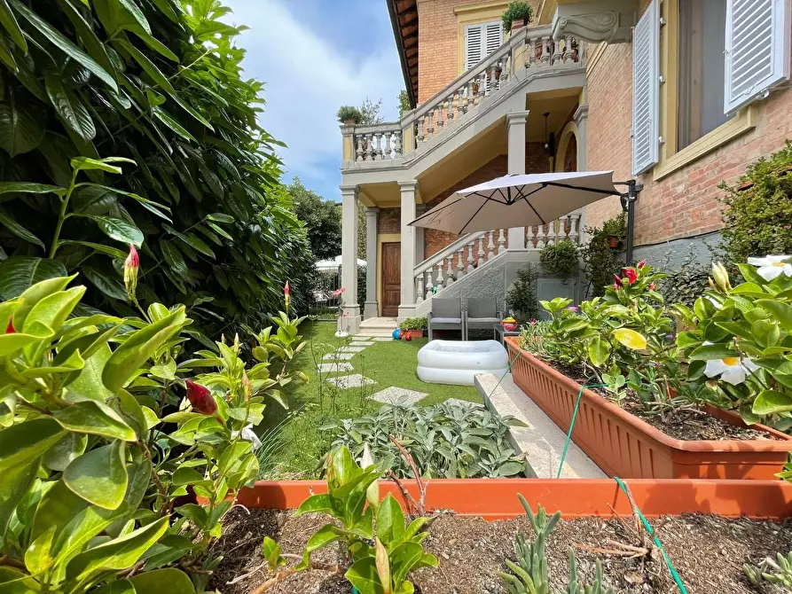 Immagine 4 di Appartamento in affitto  a Siena