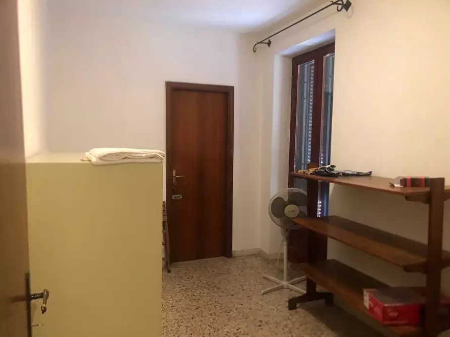 Immagine 37 di Casa semindipendente in vendita  a Massa