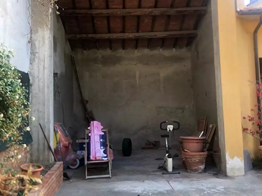 Immagine 4 di Casa semindipendente in vendita  a Massa