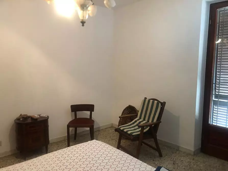 Immagine 30 di Casa semindipendente in vendita  a Massa