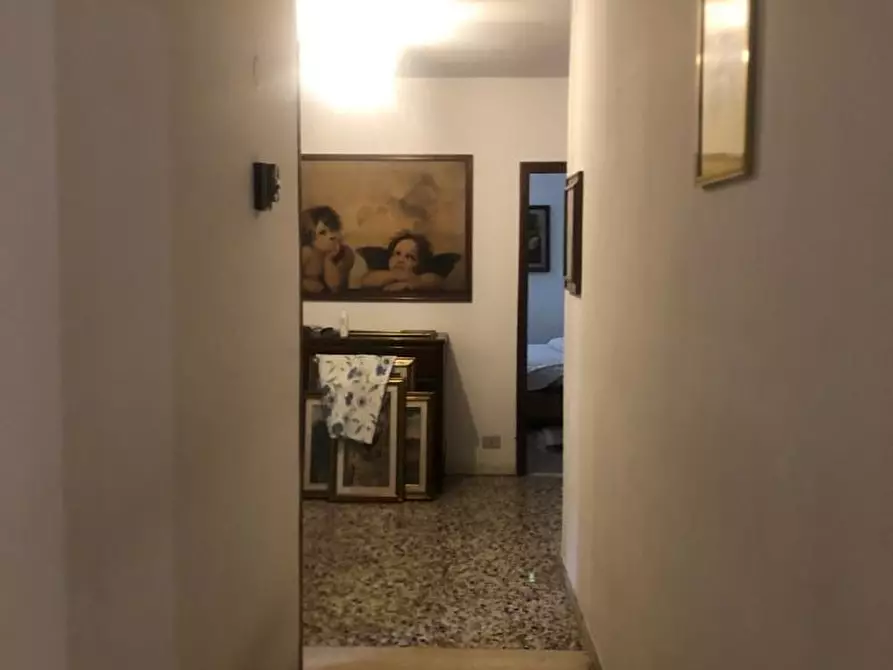 Immagine 25 di Casa semindipendente in vendita  a Massa