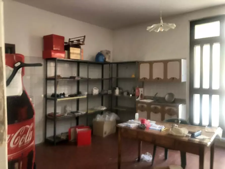 Immagine 9 di Casa semindipendente in vendita  a Massa