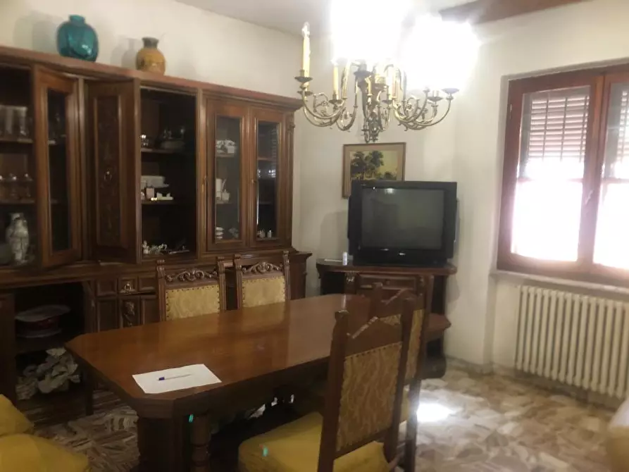 Immagine 18 di Casa semindipendente in vendita  a Massa