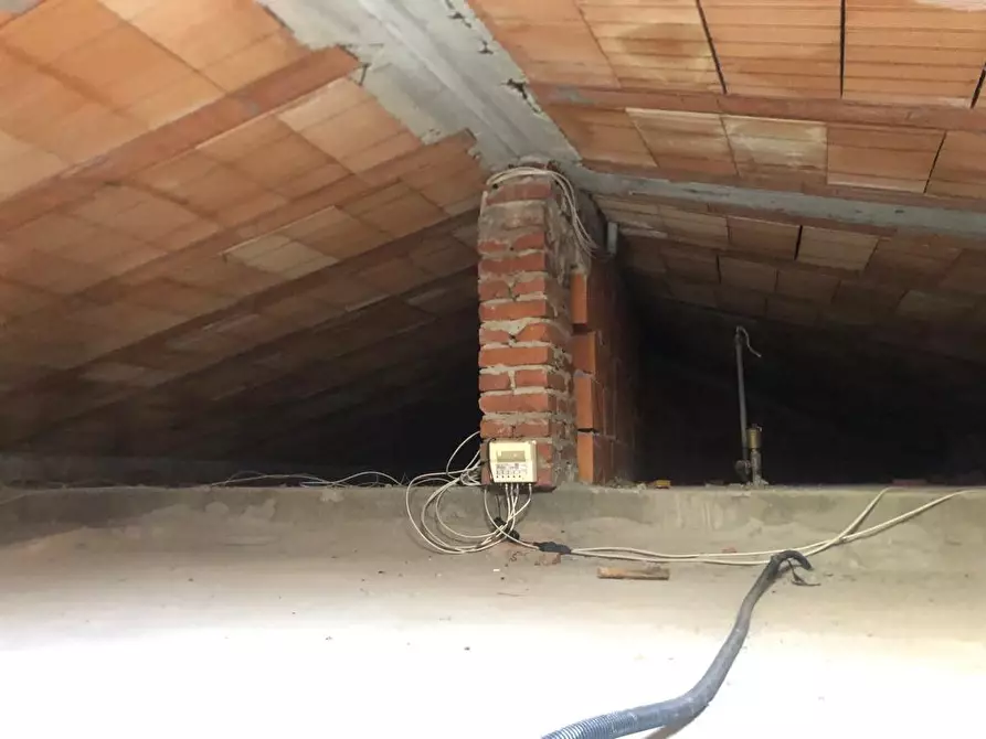 Immagine 38 di Casa semindipendente in vendita  a Massa