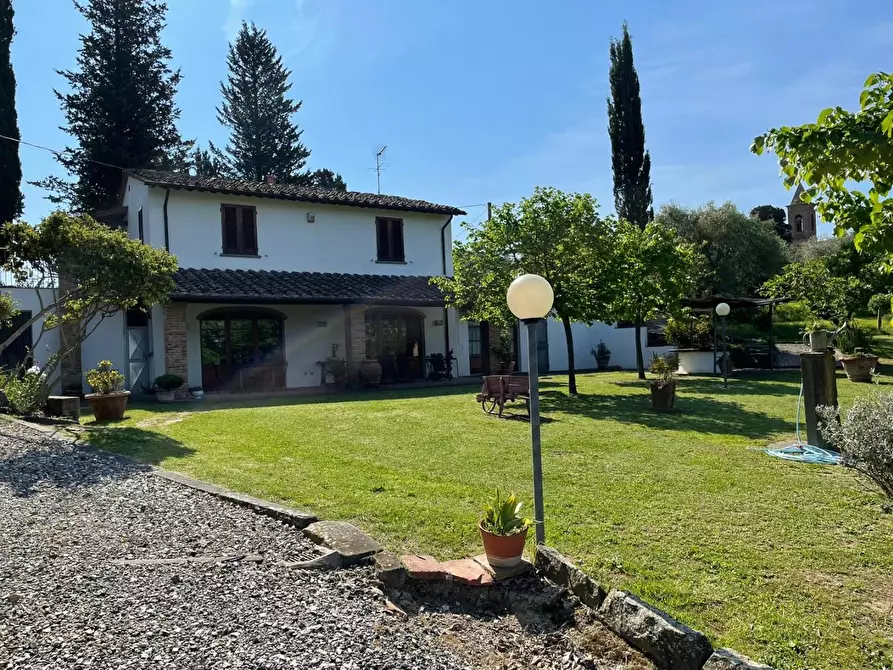 Immagine 4 di Villa in vendita  a San Miniato