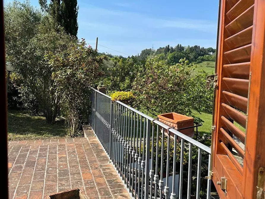 Immagine 8 di Villa in vendita  a San Miniato