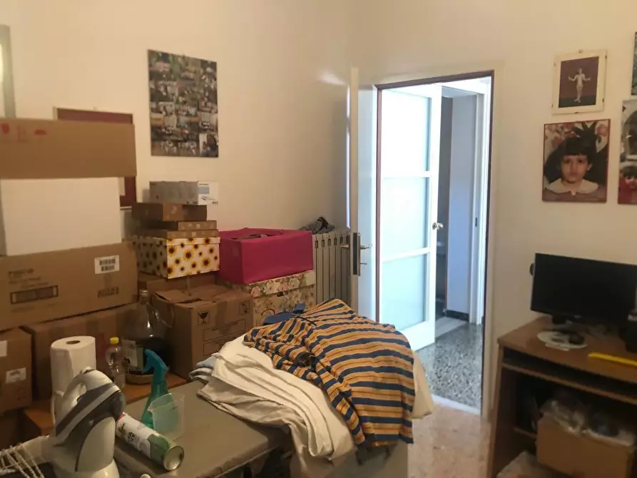 Immagine 10 di Casa semindipendente in vendita  a Massa