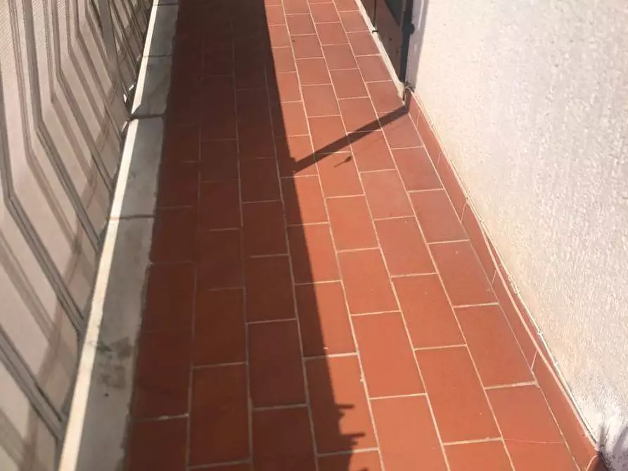 Immagine 19 di Casa semindipendente in vendita  a Massa