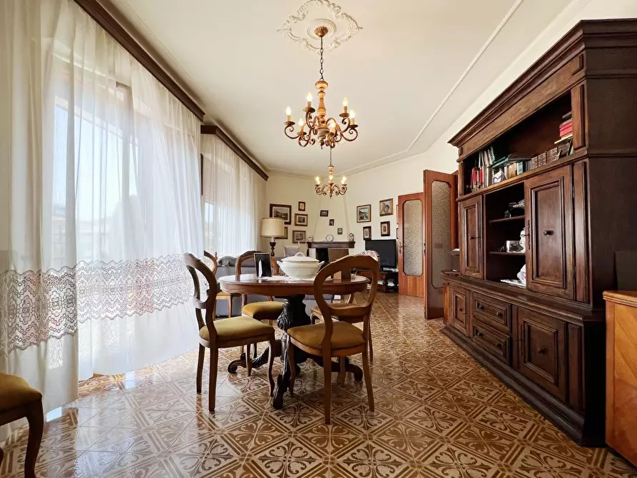 Immagine 24 di Villa in vendita  a Vecchiano