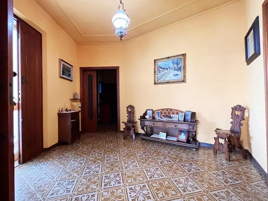 Immagine 25 di Villa in vendita  a Vecchiano