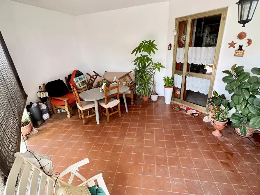 Immagine 13 di Villa in vendita  a Vecchiano