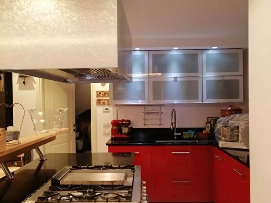 Immagine 31 di Villa in vendita  a Camaiore