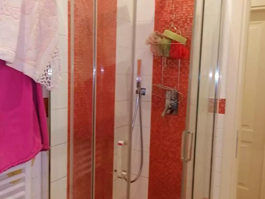 Immagine 26 di Villa in vendita  a Camaiore