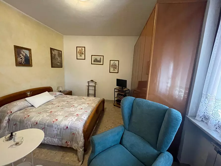 Immagine 6 di Appartamento in vendita  a Massa