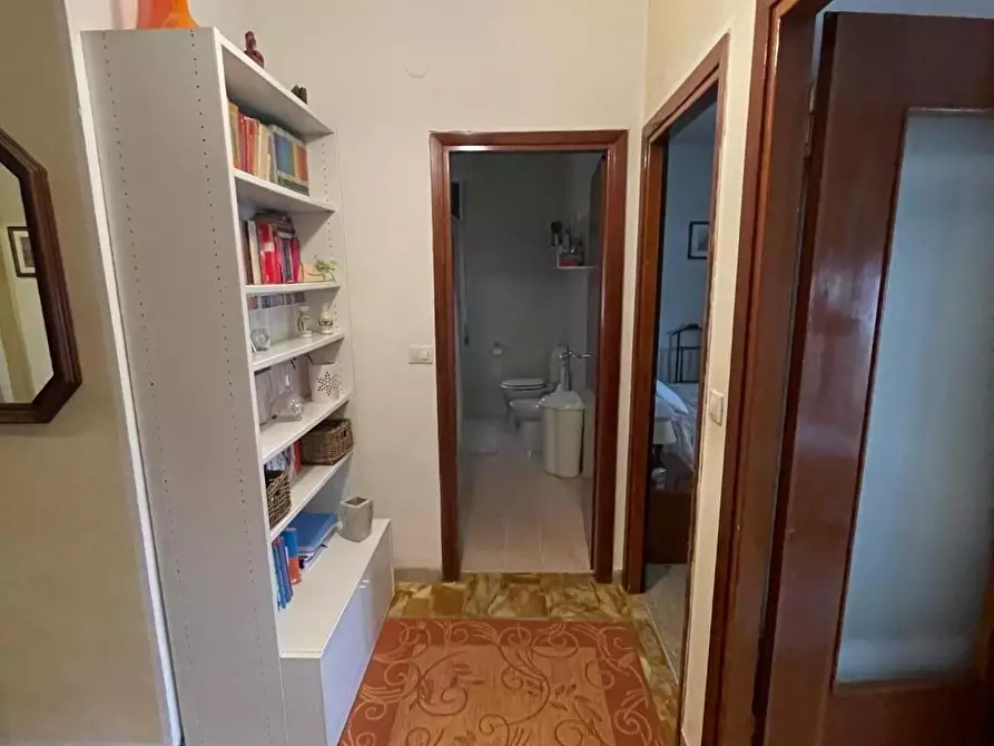 Immagine 14 di Appartamento in vendita  a Massa