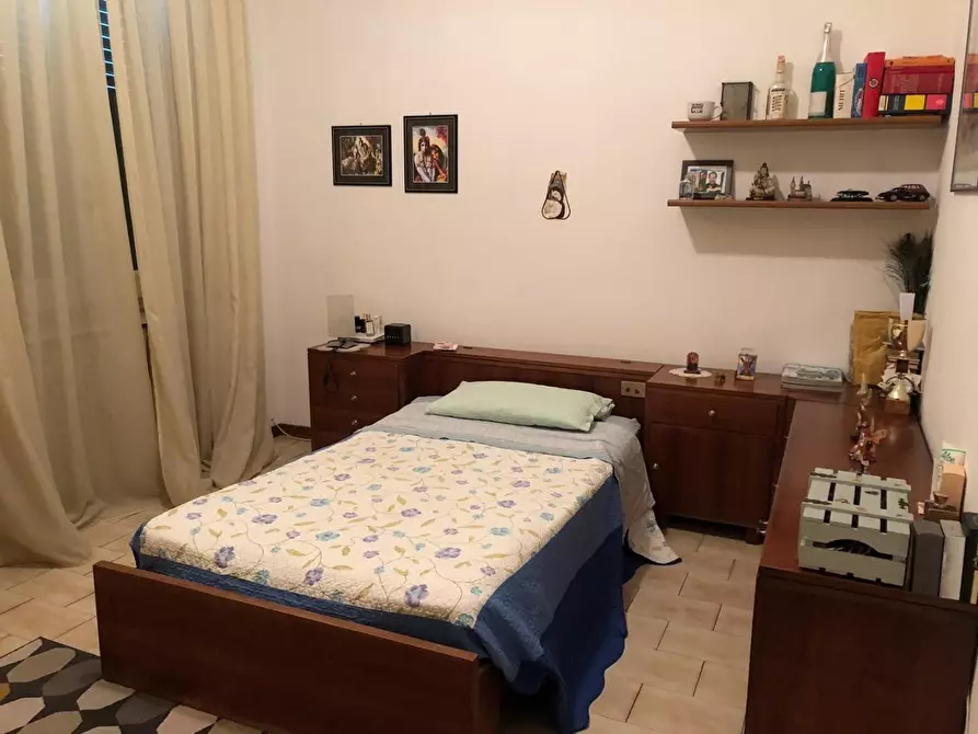 Immagine 8 di Villa in vendita  a Cascina